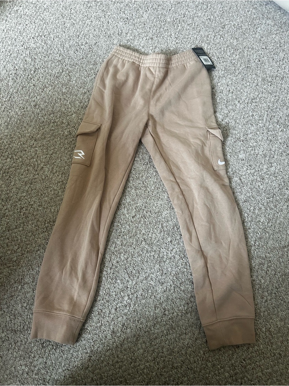 NWT Nike Boys Joggers Cargo Sweatpants Brown Large